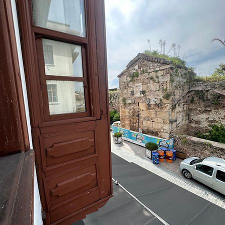 Lords Hostel & Pub Antalya Exterior foto